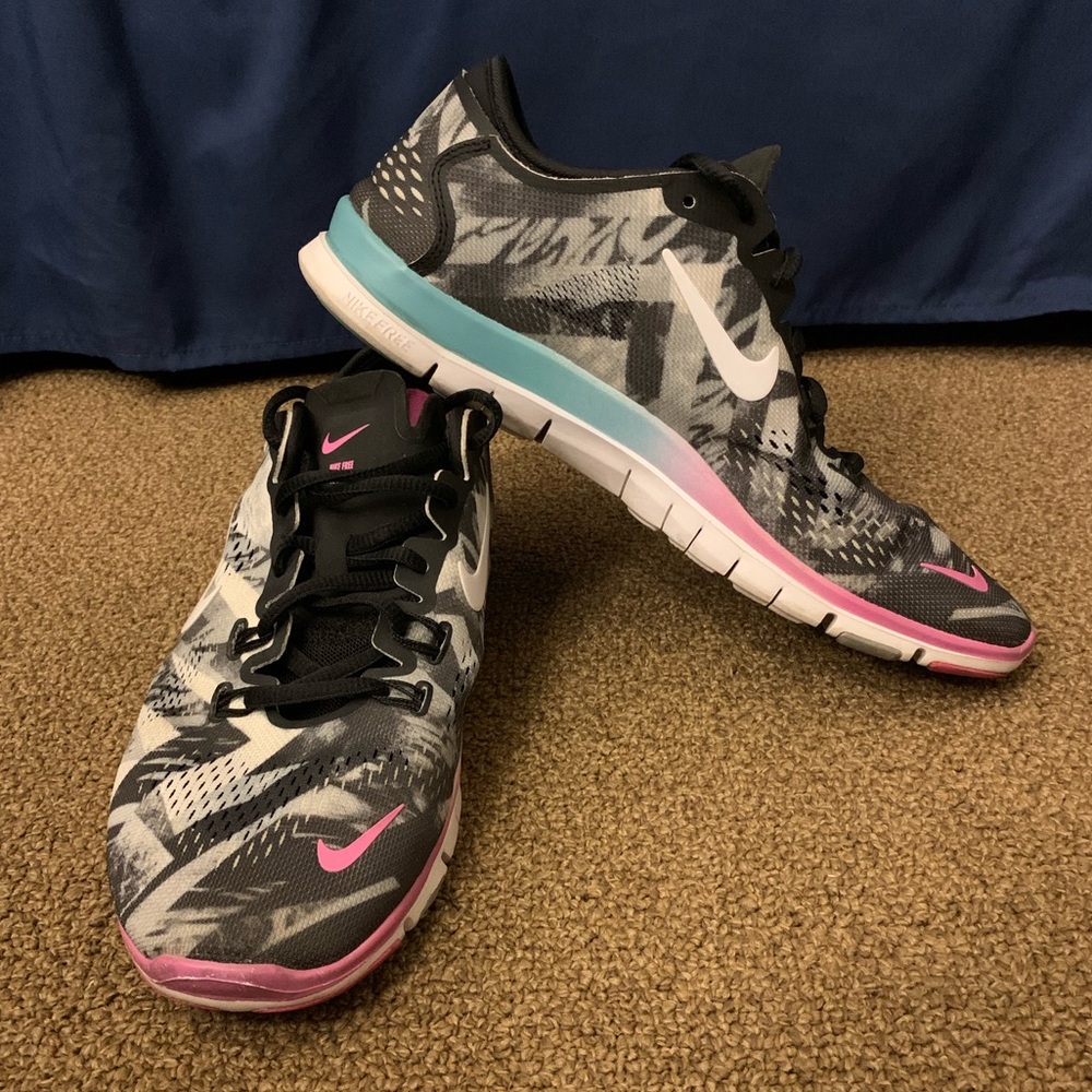 Nike Sneakers
